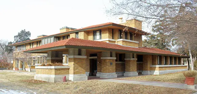 The Allen-Lambe House at 255 North Roosevelt Street, Wichita, Kansas