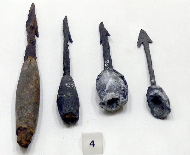 Plumbata heads from 4th Century
