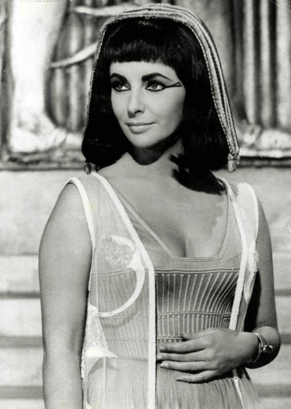Actress Elizabeth Taylor as Cleopatra in Cleopatra (1963)