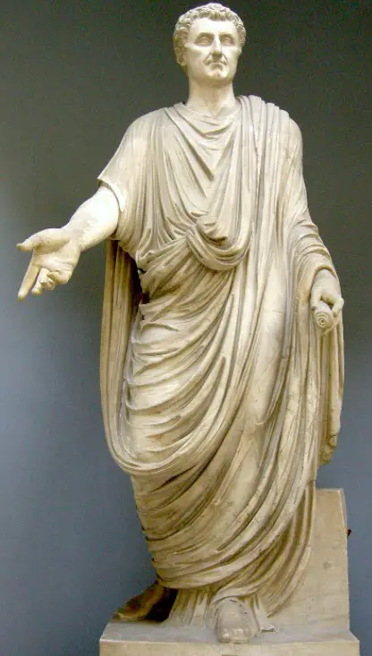 A white statue of the Roman Emperor Nerva