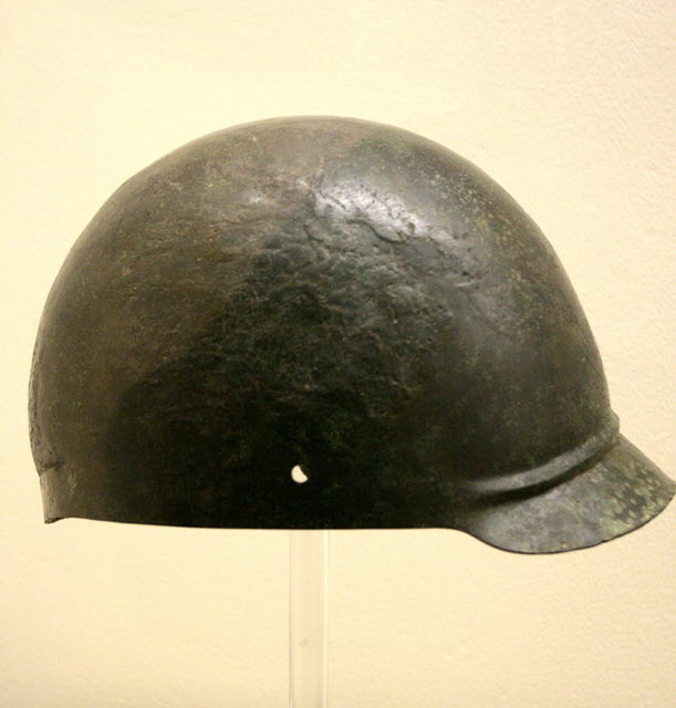 A picture of Roman Coolus Helmet
