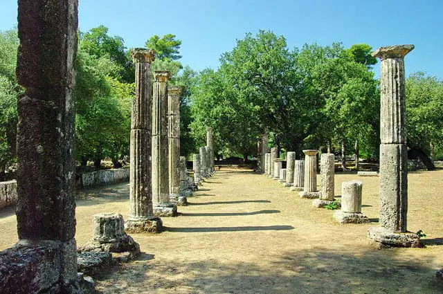 A photo of ancient olympics of ancient Greek