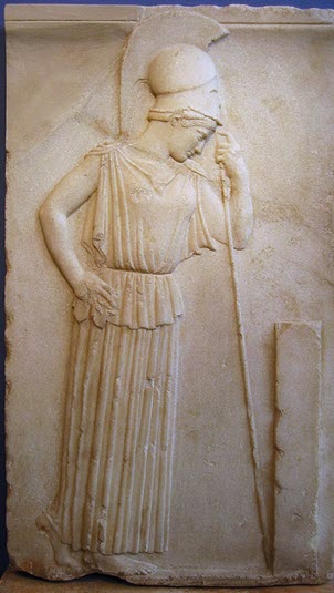 A statue of a woman with Ancient Greek clothing, Peplos