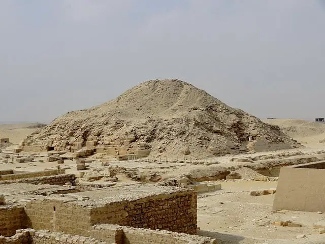 Recent picture of the Pyramid of Unas