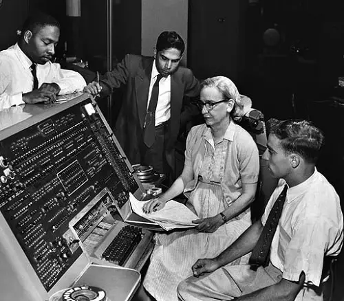 Grace Murray Hopper at the UNIVAC I console