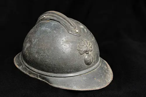 French-infantry-M15-Adrian-helmet