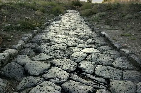 Roman road leading through a vicus