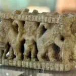 Sculpted-scene-depicting-Gilgamesh-wrestling-with-animals